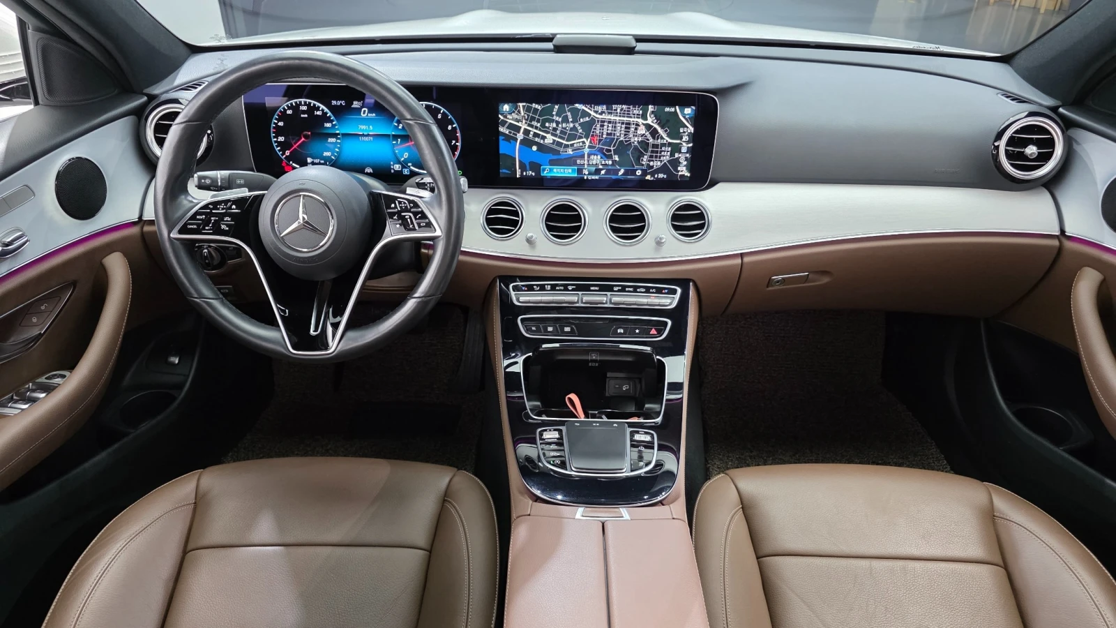 Mercedes-Benz E 250 Avantgarde, снимка 7 - Автомобили и джипове - 55742426