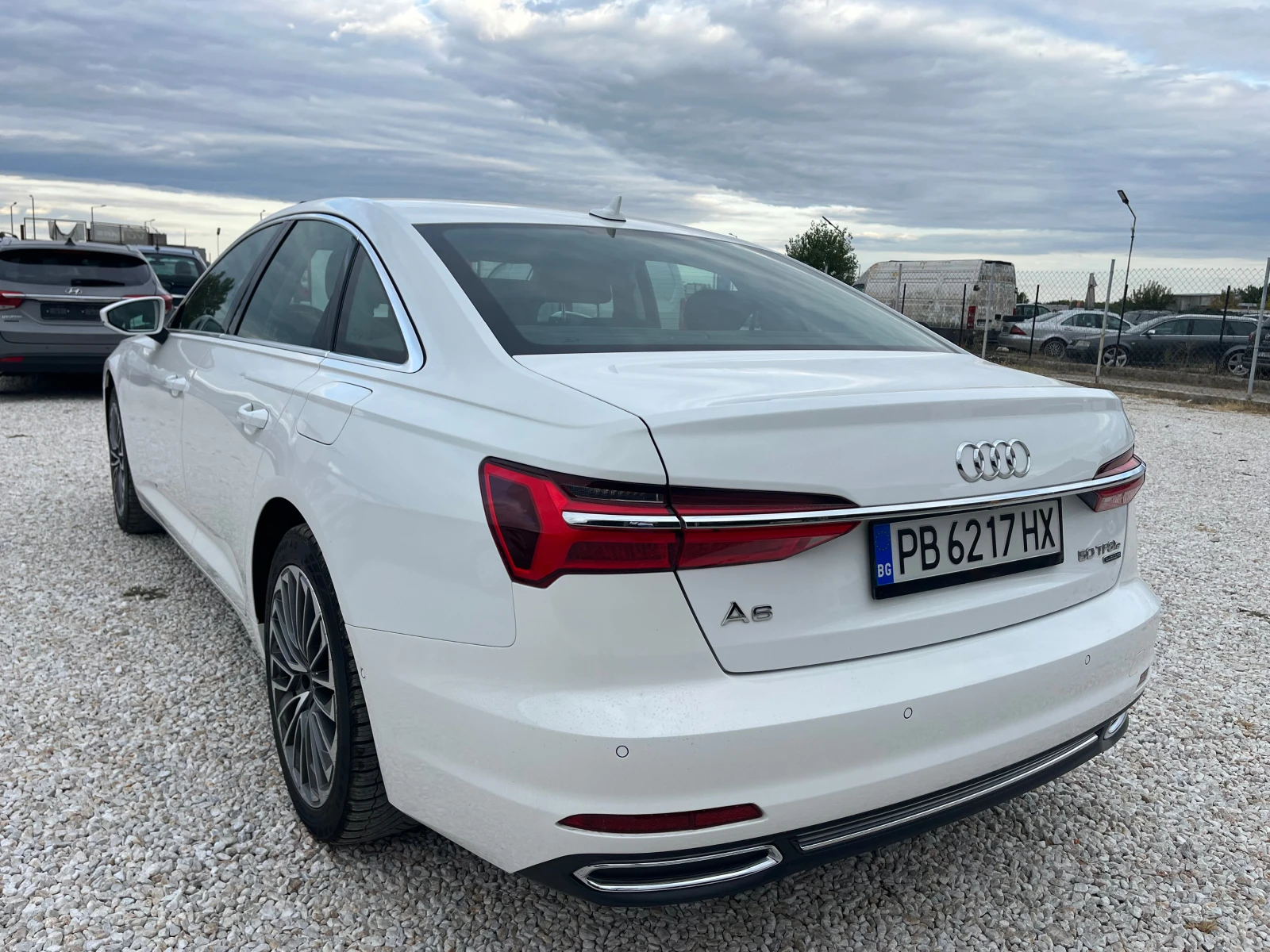 Audi A6 Plug-in хибрид, 252k.c, снимка 5 - Автомобили и джипове - 56234893