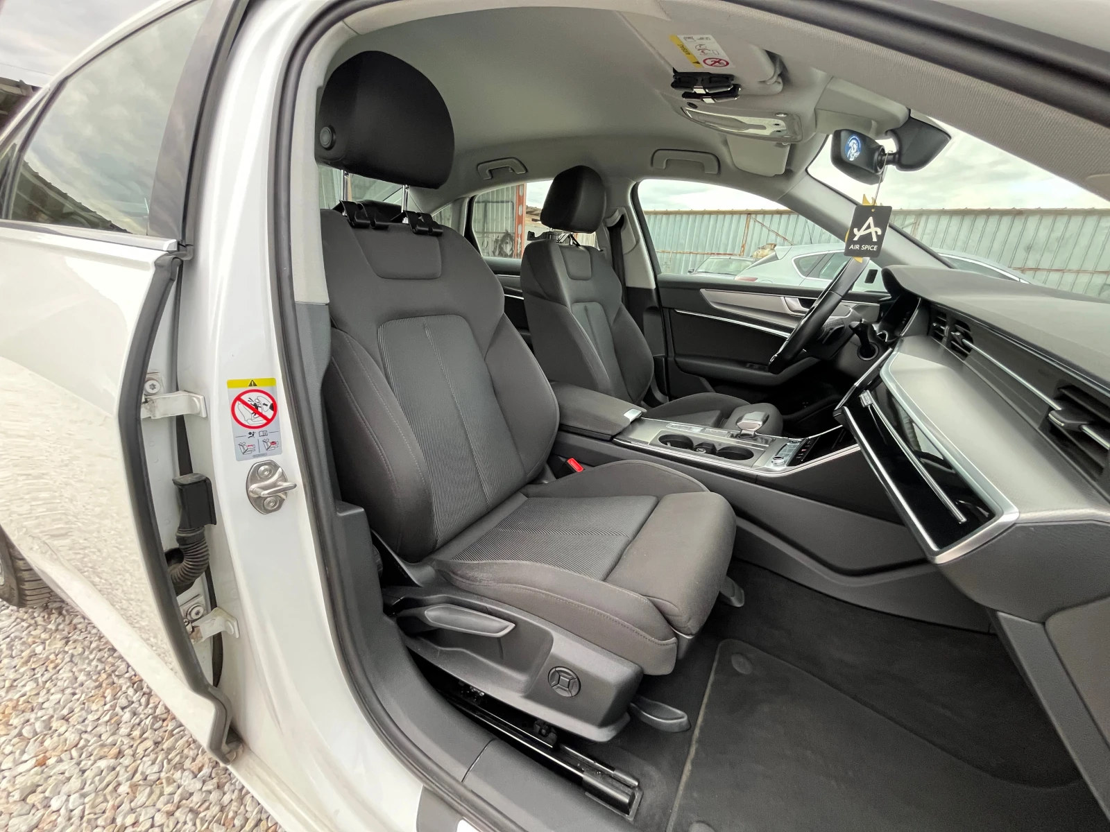 Audi A6 Plug-in хибрид, 252k.c, снимка 16 - Автомобили и джипове - 56234893