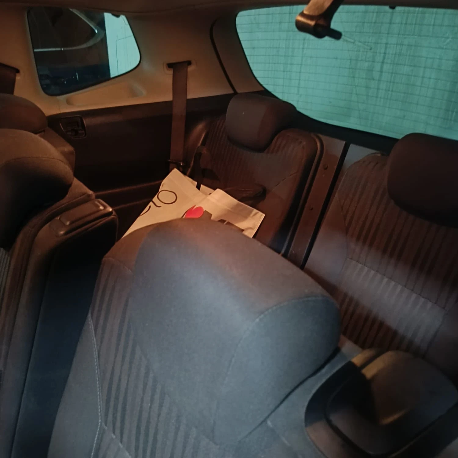 Opel Zafira 2.0 cdti, снимка 13 - Автомобили и джипове - 56243529