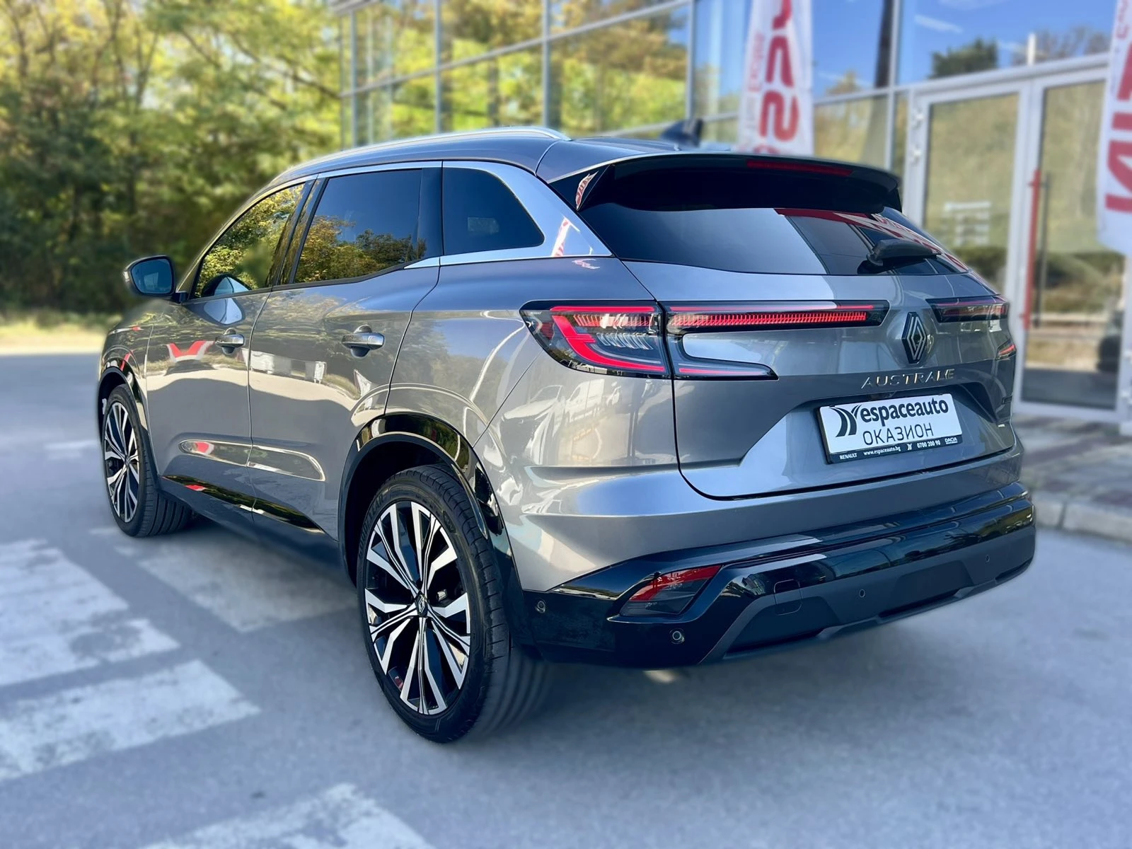 Renault Austral E-Tech Full Hybrid 200 / ICONIC / �������� / 360 | Mobile.bg � ����������� 6