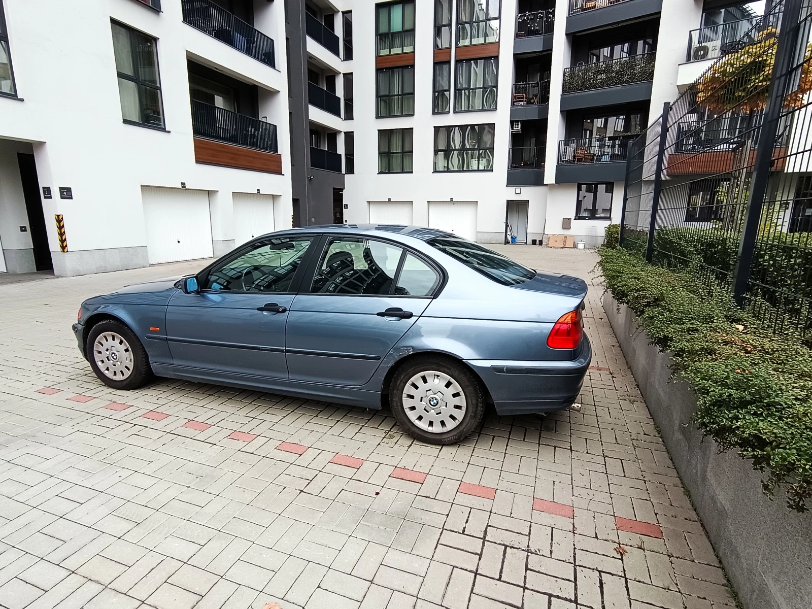 BMW 316, снимка 2 - Автомобили и джипове - 56463647