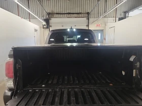 Toyota Tacoma CREW CAB LONG BED 6cyl, снимка 14