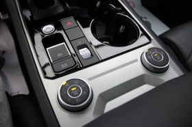 VW Touareg RLine/V8 4.0TDI/Virtual/Ambient/Panorama , снимка 12 - Автомобили и джипове - 45408509