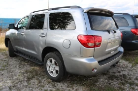 Toyota Sequoia SR5 5.7 V8 4x4 | Mobile.bg    4