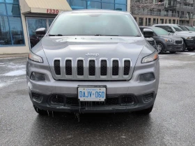 Jeep Cherokee Sport С РЕГИСТРАЦИЯ & АВТО КРЕДИТ | Auto.bg — изображение 2