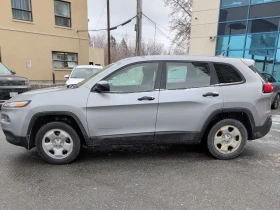 Jeep Cherokee Sport С РЕГИСТРАЦИЯ & АВТО КРЕДИТ | Auto.bg — изображение 3