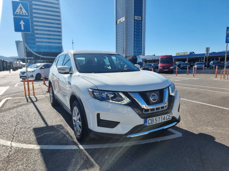 Nissan Rogue 2.5, снимка 2 - Автомобили и джипове - 46601594