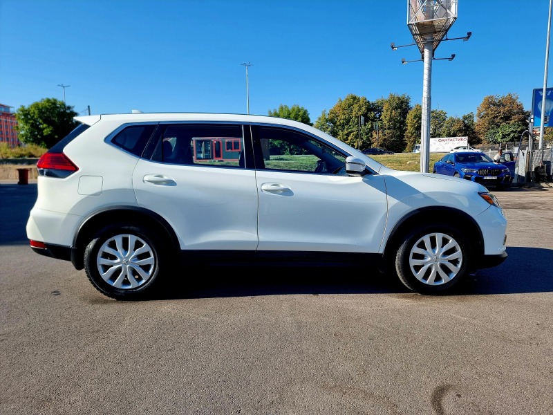 Nissan Rogue 2.5, снимка 6 - Автомобили и джипове - 46601594