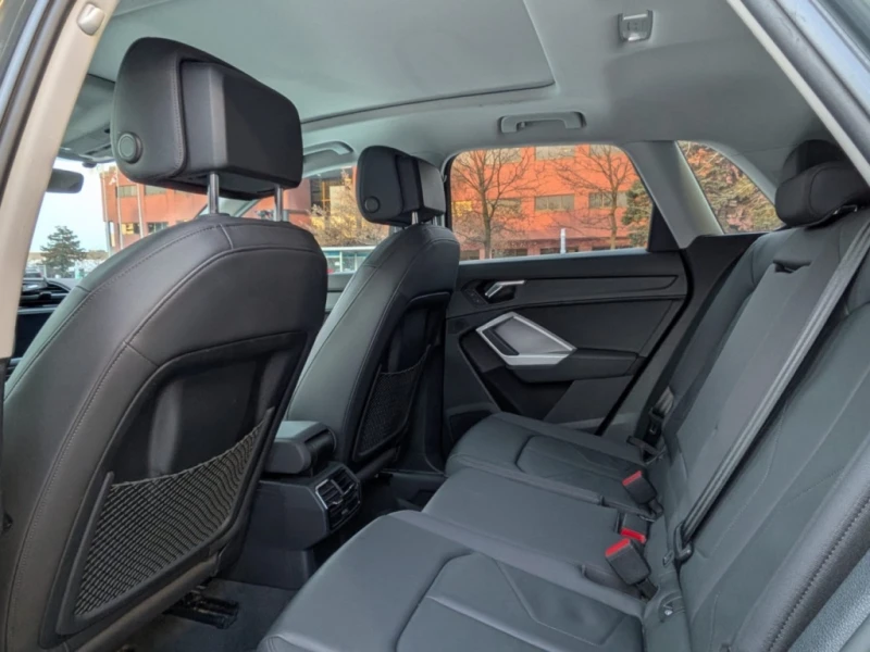 Audi Q3 Comfort Quattro, снимка 10 - Автомобили и джипове - 52723131