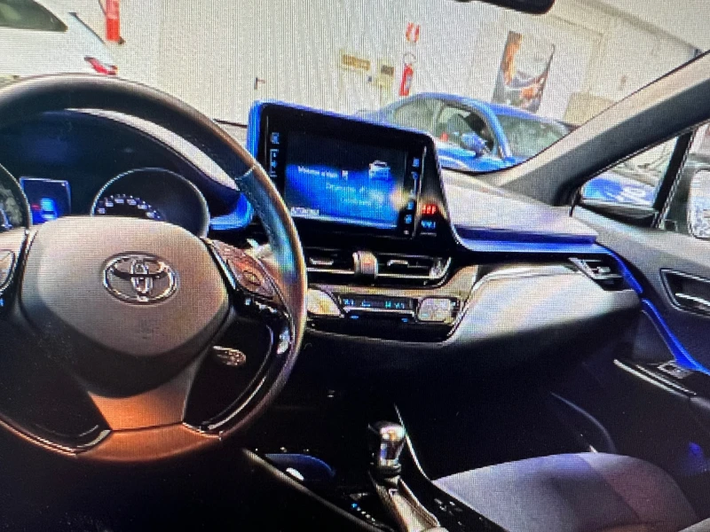 Toyota C-HR 1.8 HYBRID, 84000км!!!, снимка 7 - Автомобили и джипове - 53198605