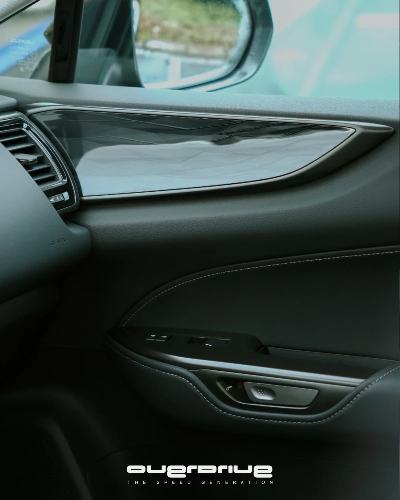 Lexus NX 450 H Plus, E-Four Executive, снимка 7 - Автомобили и джипове - 53327909