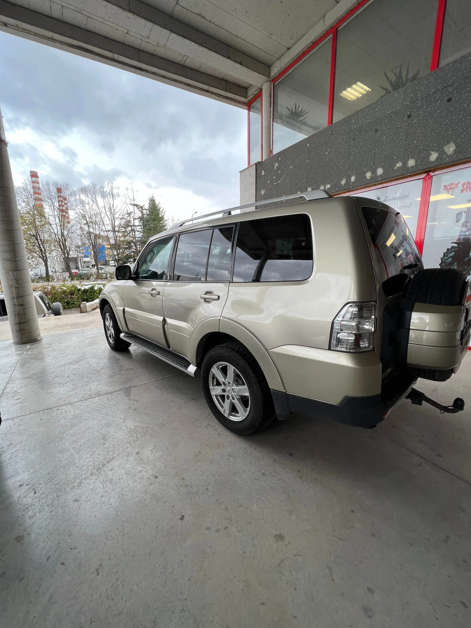 Mitsubishi Pajero 3.8, V6 4x4, Нов Внос от Германия и Гранция - изображение 10