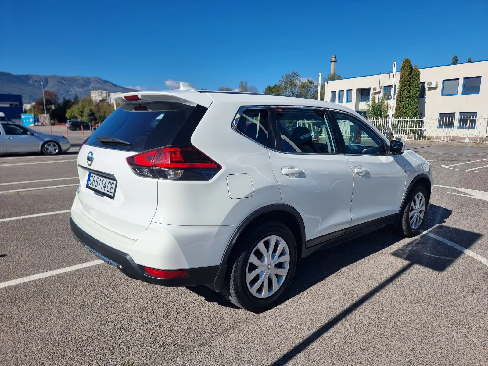 Nissan Rogue 2.5 - изображение 3