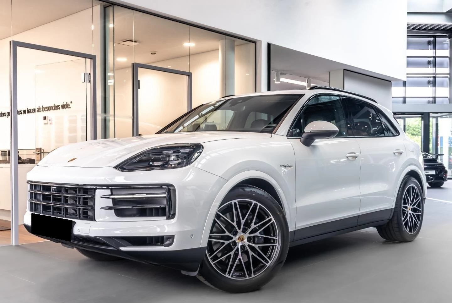 Porsche Cayenne E-HYBRID/FACELIFT/BOSE/MATRIX/PANO/SPORT CHORNO/ - изображение 3