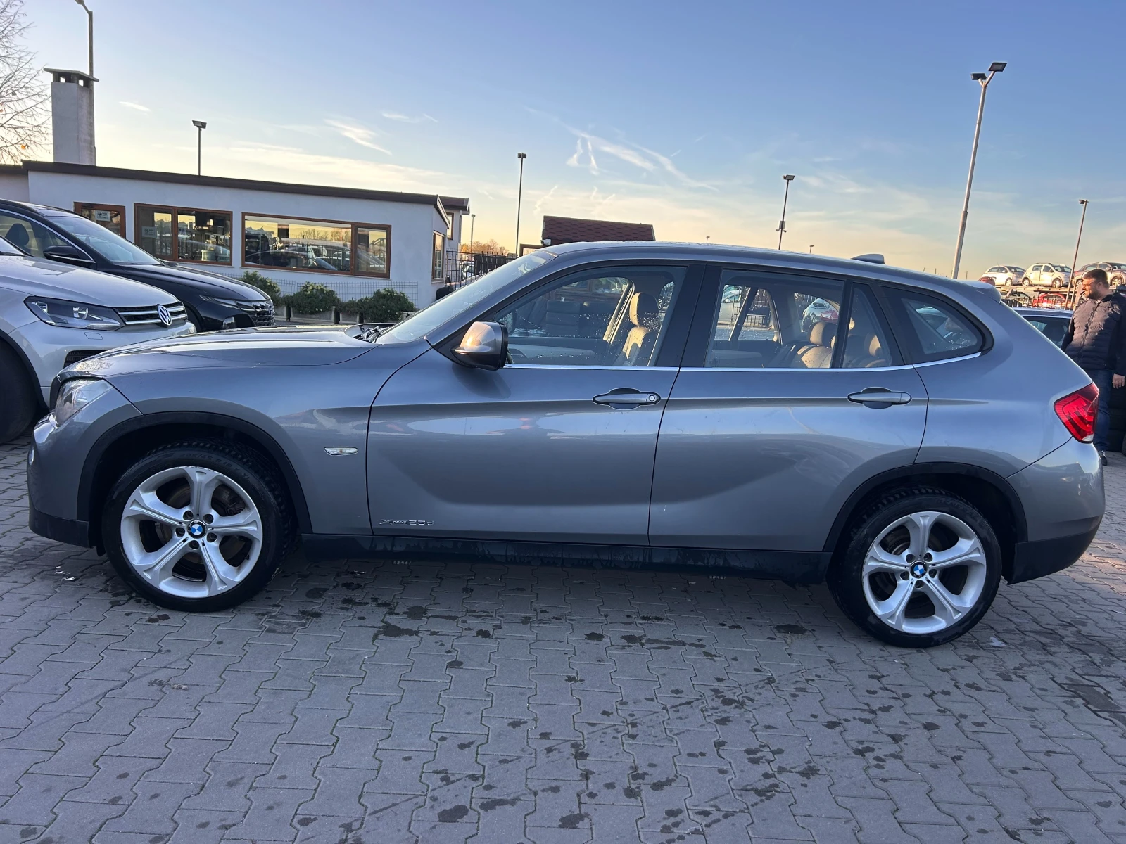 BMW X1 2.3XDRIVE AVTOMAT/PANPRAMA/KOJA/NAVI EURO 5 | Mobile.bg   9