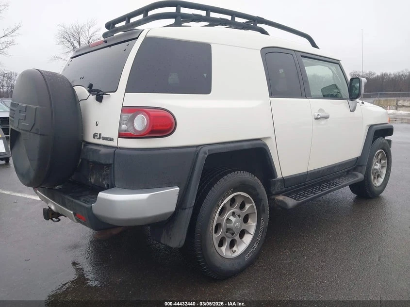 Toyota Fj cruiser 4.0l, снимка 4 - Автомобили и джипове - 53941330