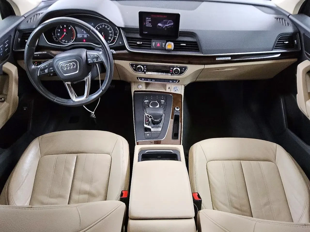 Audi Q5 PREMIUM, снимка 8 - Автомобили и джипове - 54224606