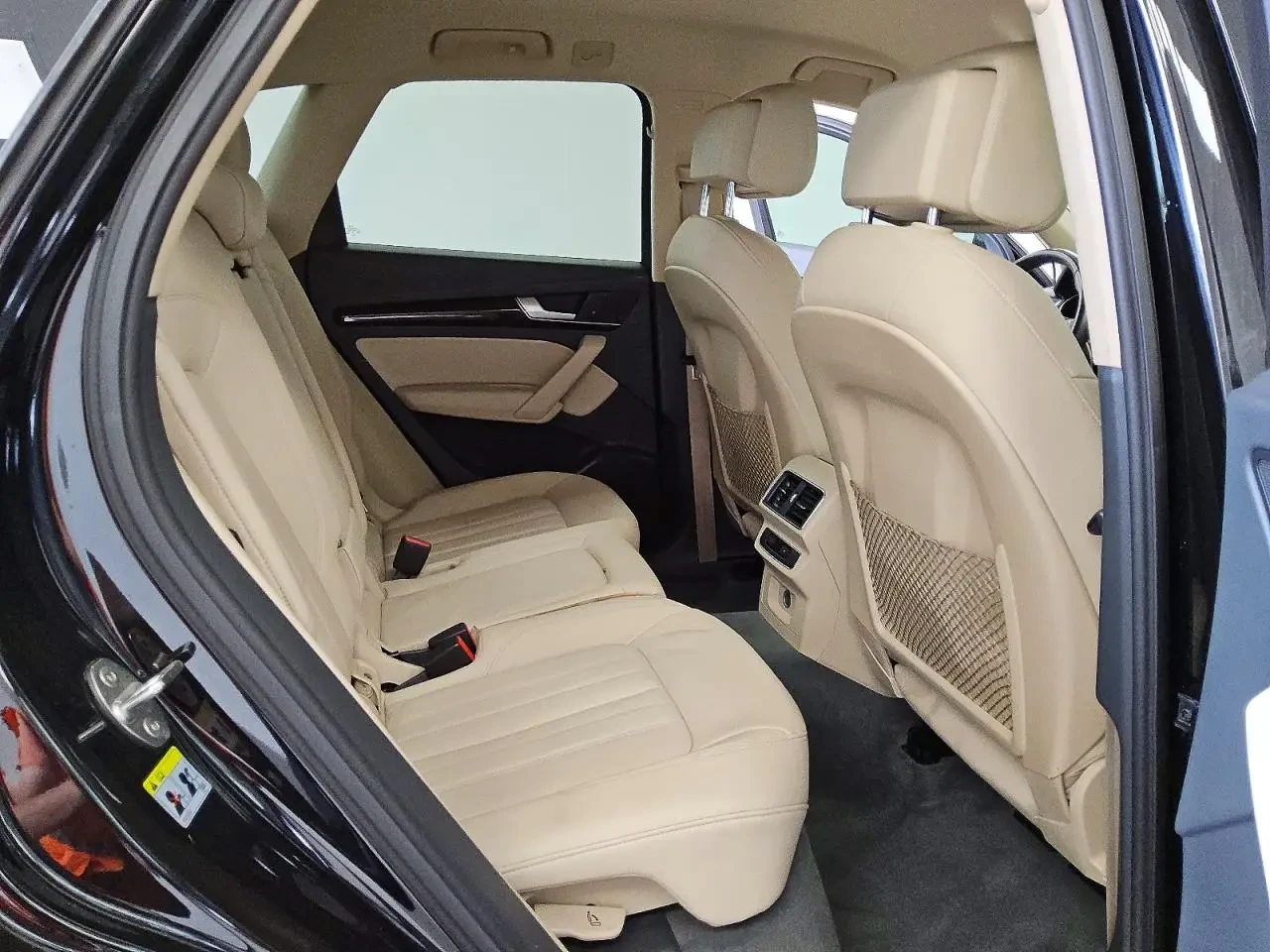 Audi Q5 PREMIUM, снимка 10 - Автомобили и джипове - 54224606