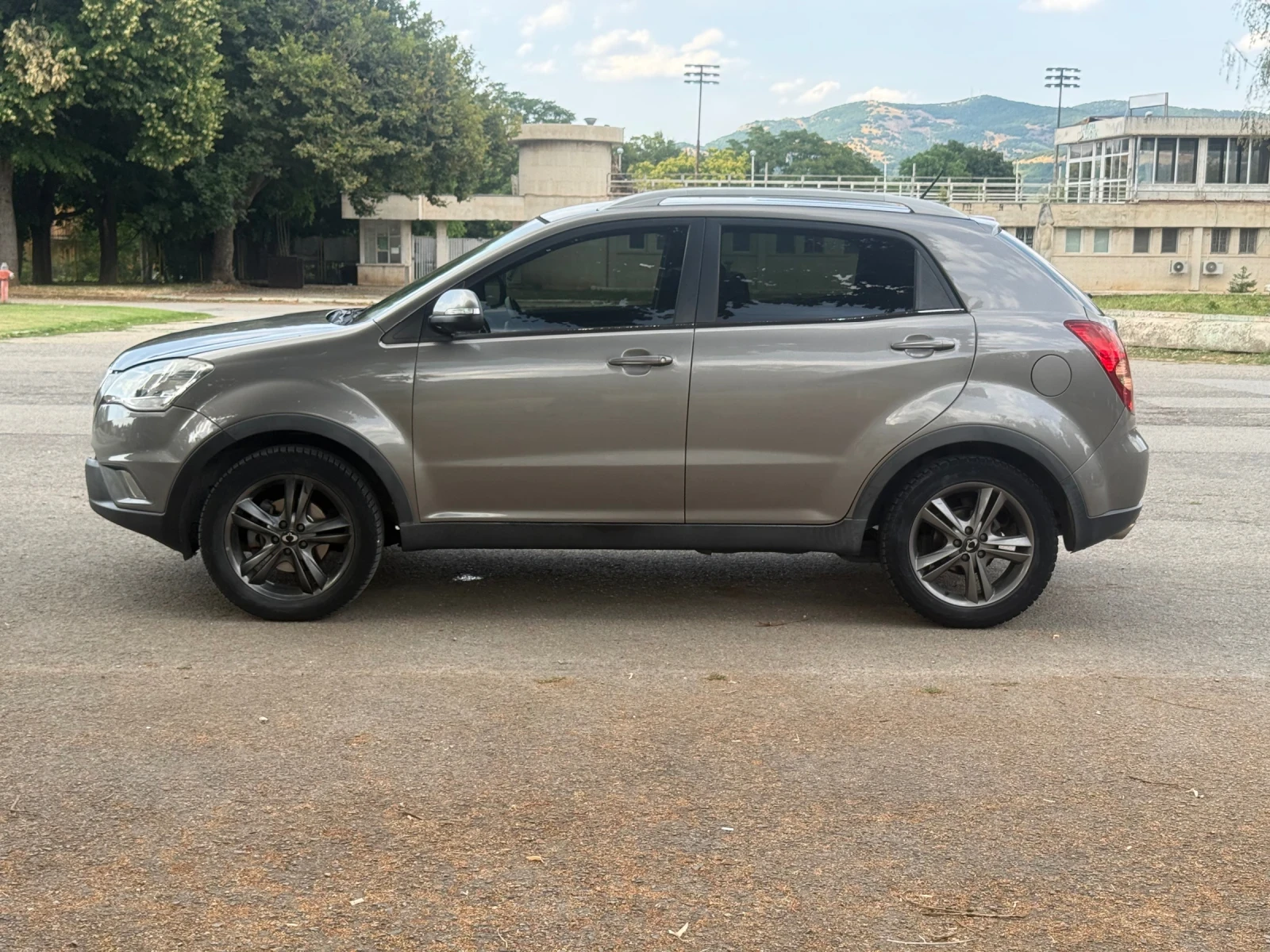 SsangYong Korando 2.0d-175kc, снимка 7 - Автомобили и джипове - 55302010