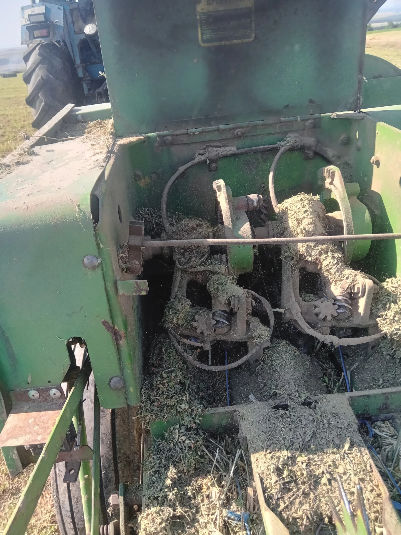 Балировачка John Deere 456 A, снимка 2 - Селскостопанска техника - 55848114