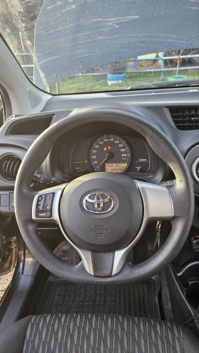 Toyota Yaris 1.0  VVTI  69кс - 4400 € / 8605.65 лв. - 10896717 13