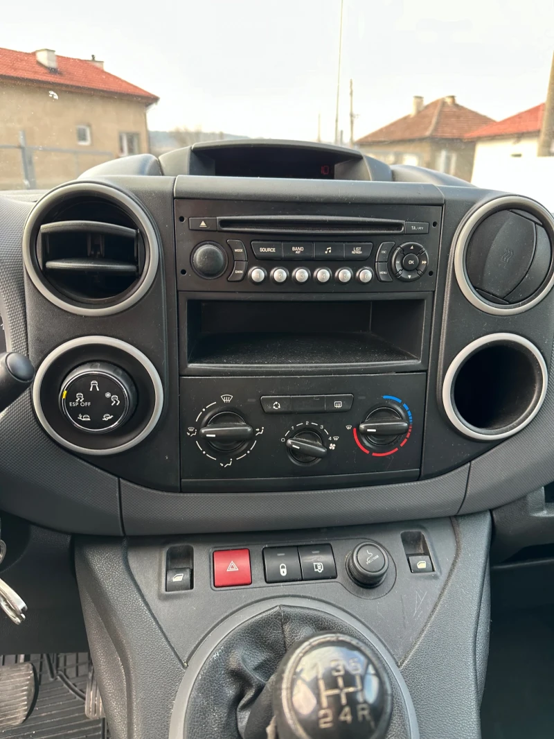 Peugeot Partner 1.6 HDi EURO5, снимка 8 - Автомобили и джипове - 48585550