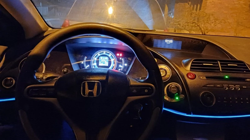 Honda Civic, снимка 16 - Автомобили и джипове - 49348769