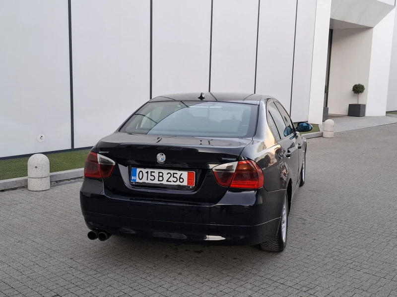 BMW 320 2.0D* (163кс)* * XENON* * NAVI* * НОВ ВНОС* * , снимка 13 - Автомобили и джипове - 49379117