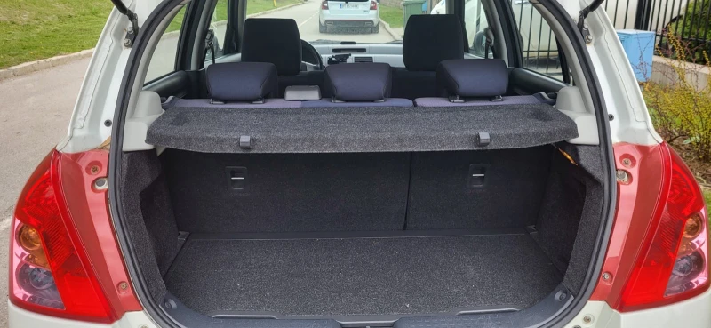 Suzuki Swift 4x4 Piz Sulai, снимка 12 - Автомобили и джипове - 52855237
