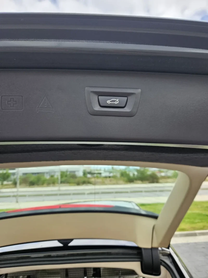 BMW 520 Xdrive, снимка 13 - Автомобили и джипове - 52176452