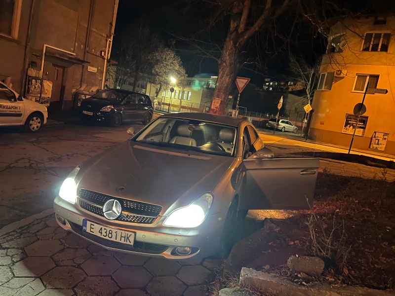 Mercedes-Benz CLS 320, снимка 9 - Автомобили и джипове - 52674969