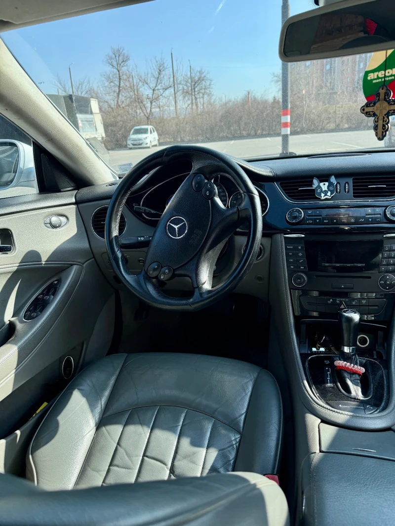 Mercedes-Benz CLS 320, снимка 7 - Автомобили и джипове - 52674969