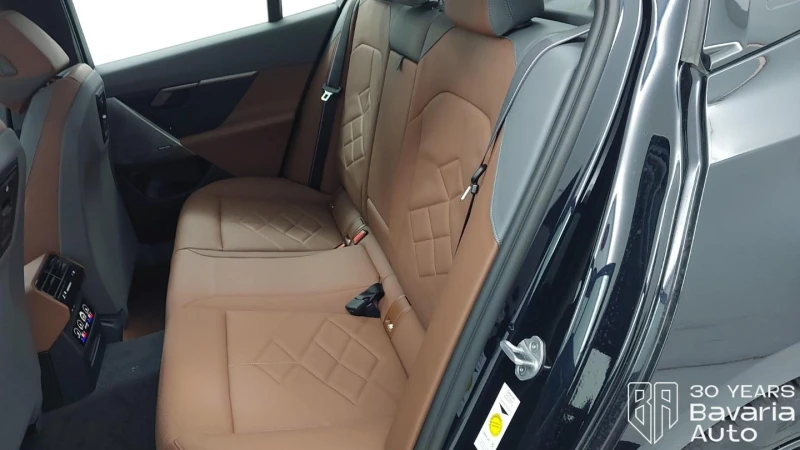 BMW 520 d xDrive M Sport Paket Steptronic, снимка 8 - Автомобили и джипове - 53287818