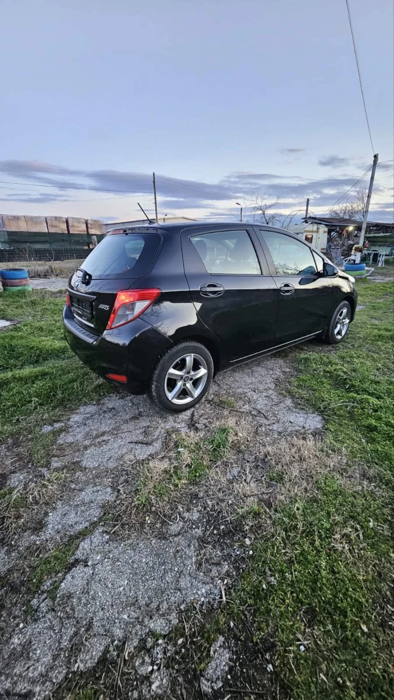 Toyota Yaris 1.0  VVTI  69кс, снимка 4 - Автомобили и джипове - 53600434
