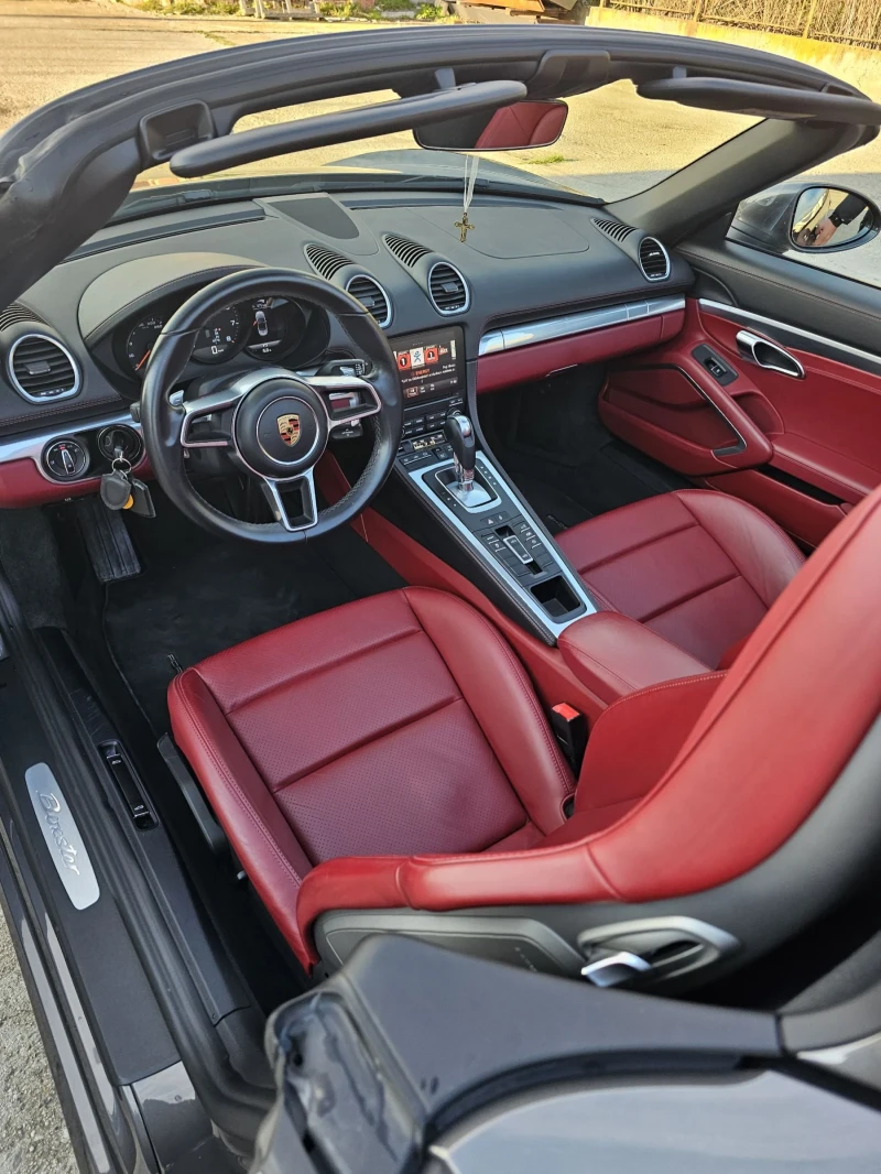 Porsche Boxster 718, снимка 2 - Автомобили и джипове - 53597270
