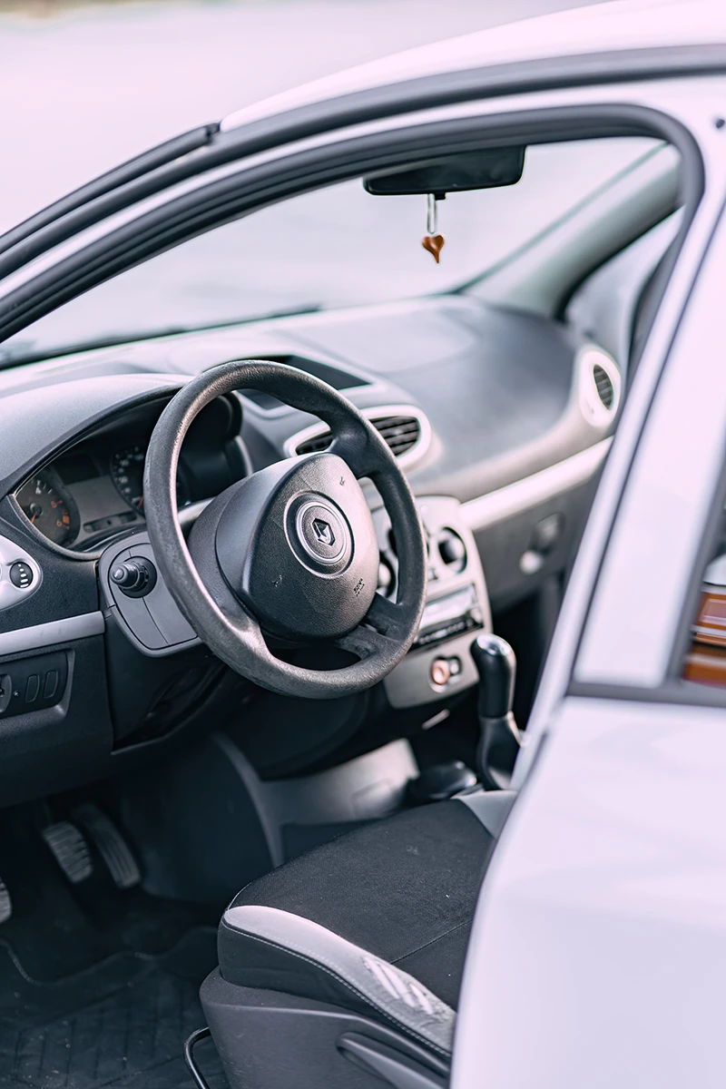 Renault Clio  - изображение 9
