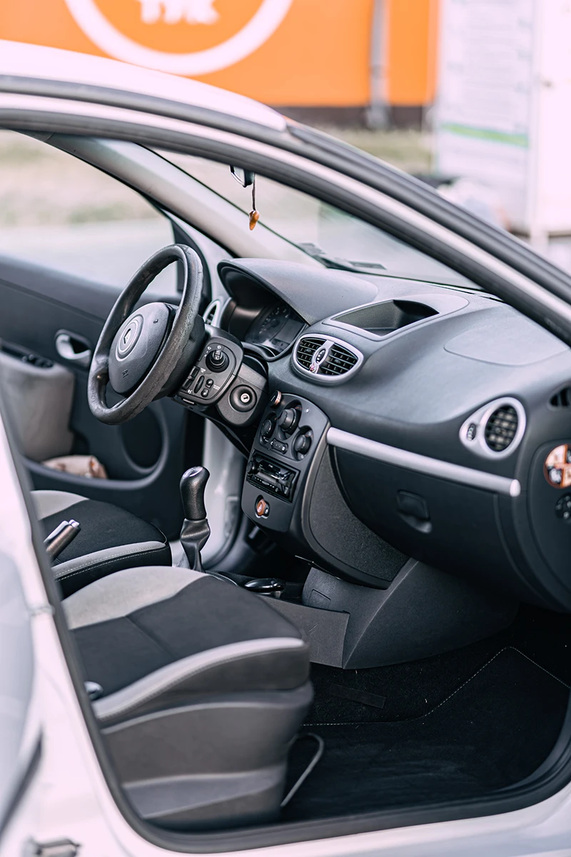Renault Clio  - изображение 8