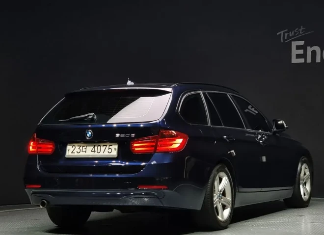 BMW 320 Touring - изображение 2