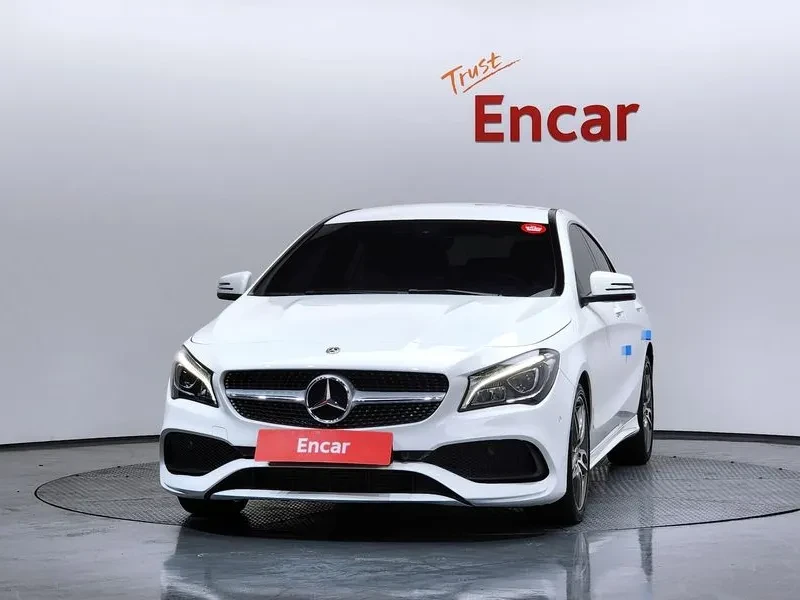 Mercedes-Benz CLA 2.5, снимка 3 - Автомобили и джипове - 54287845