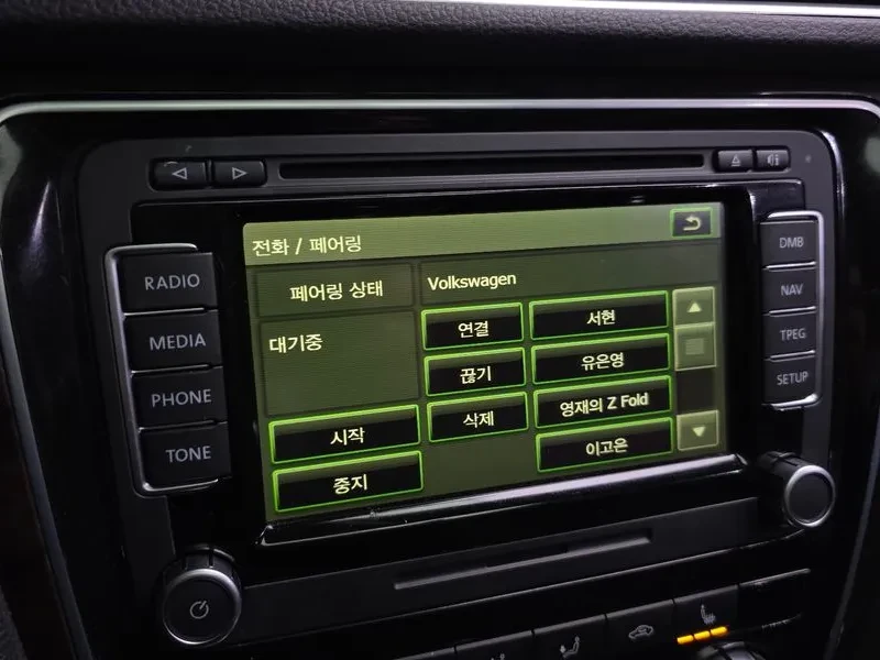 VW Passat 2.0 TDI, снимка 16 - Автомобили и джипове - 54298571