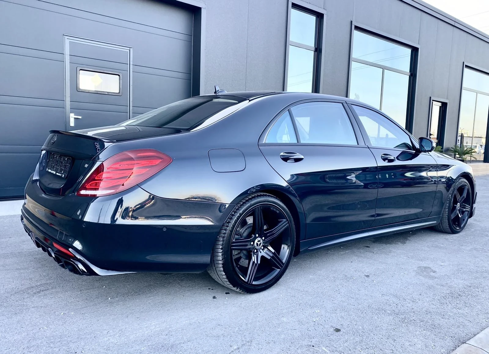 Mercedes-Benz S 500 Edition 1 с Оптичен Brabus Tuning  - изображение 2