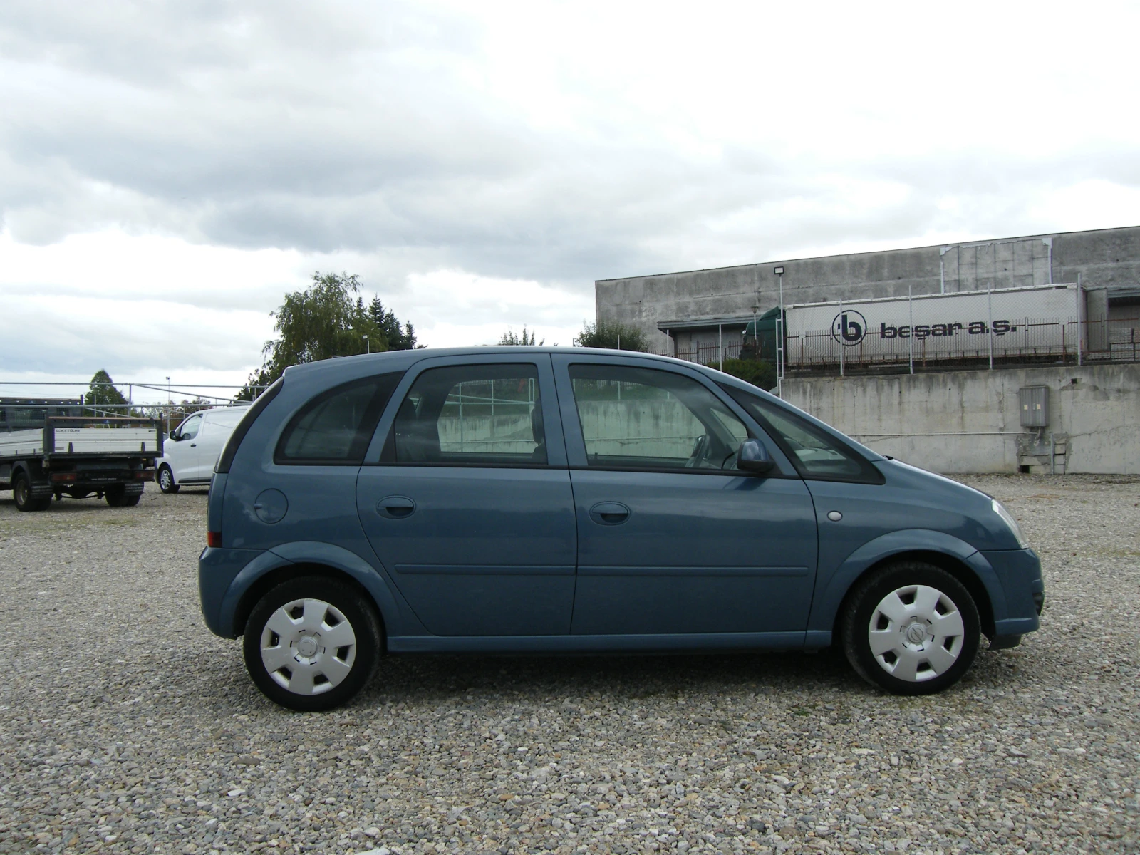 Opel Meriva 1.8i FACELIFT - изображение 5