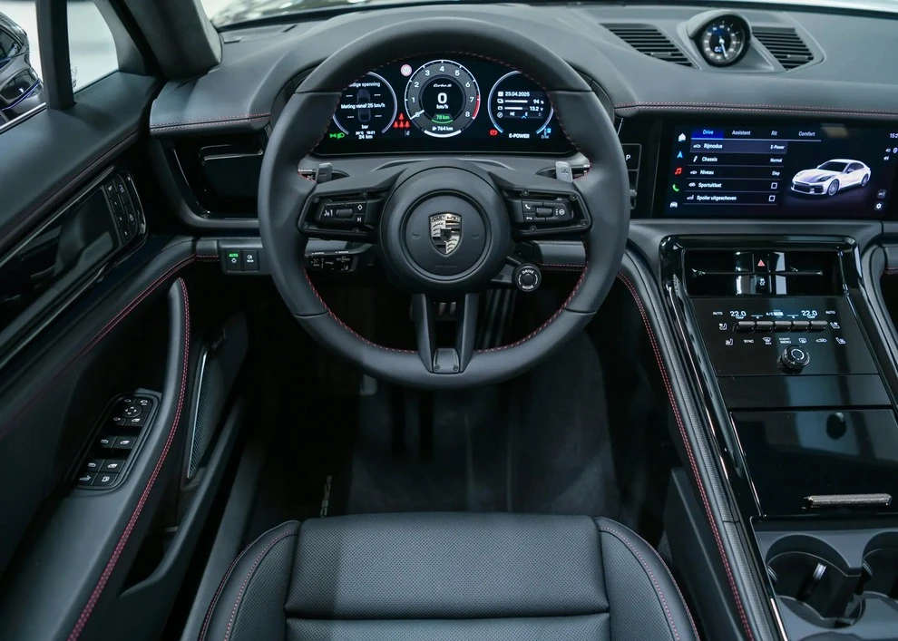 Porsche Panamera НОВ!TURBO-S-E-HYBRID/360/CERAMIC/AMBI/PANO/347v - изображение 7