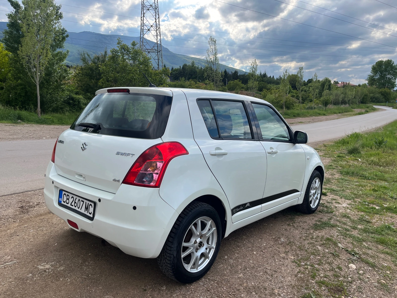 Suzuki Swift 4x4 Piz Sulai - изображение 4