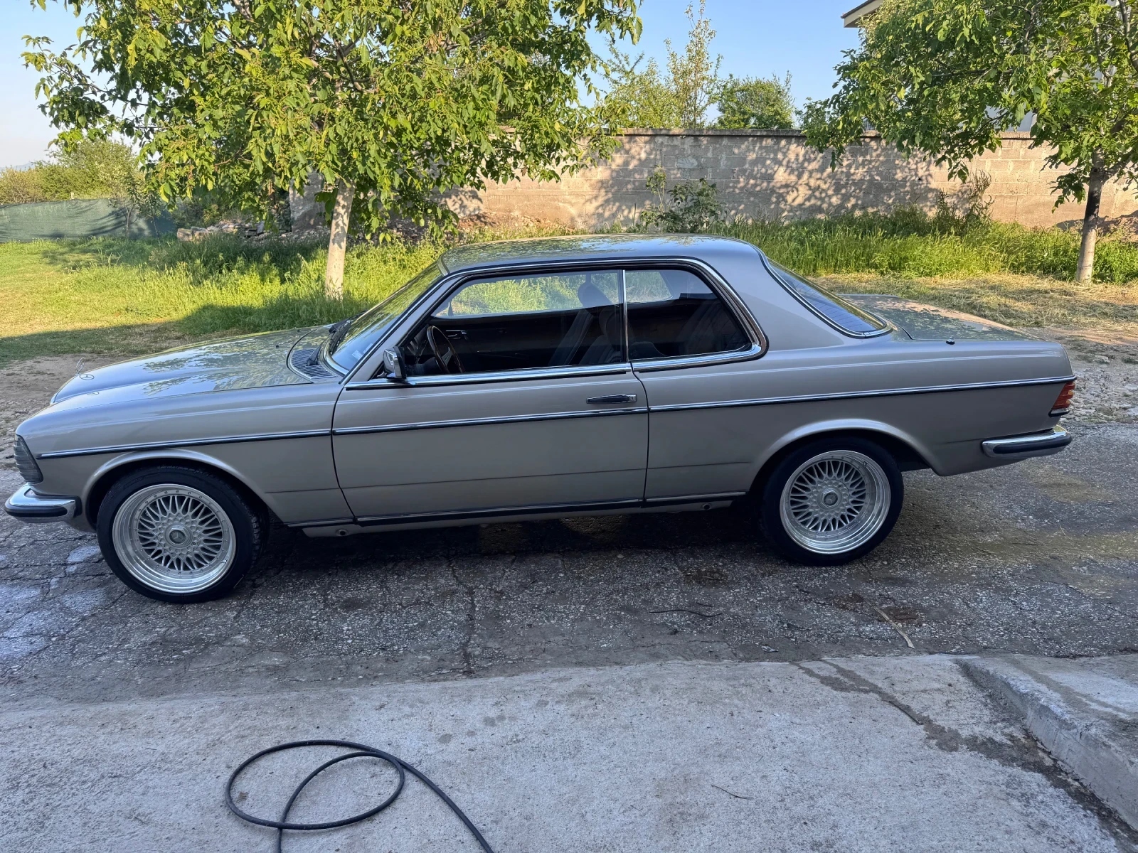Mercedes-Benz 123 C123-280cc - изображение 2