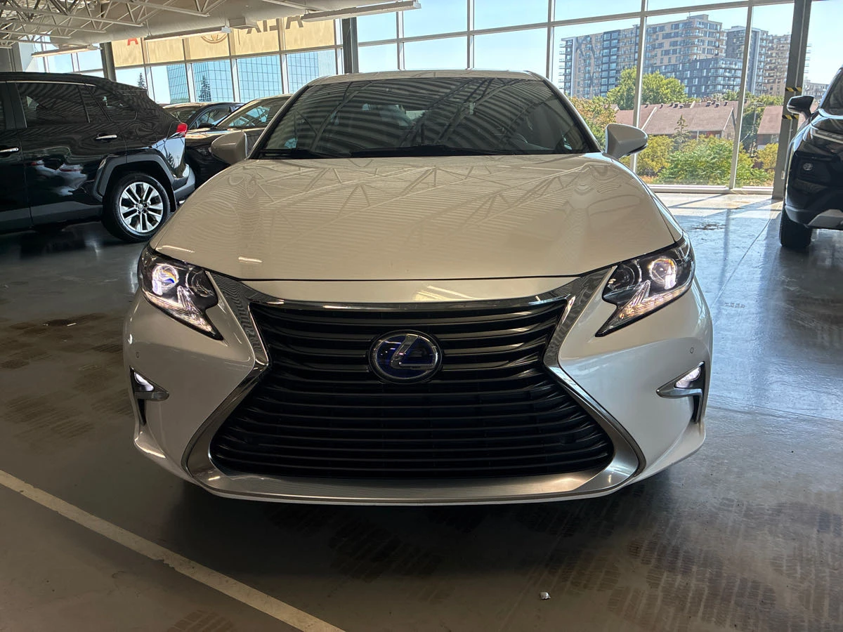 Lexus ES 300 * h * CARFAX * БЕЗ ПЪРВОНАЧАЛНА ВНОСКА - изображение 2