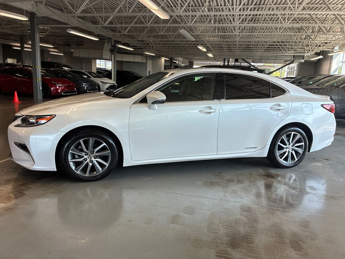 Lexus ES 300 * h * CARFAX * БЕЗ ПЪРВОНАЧАЛНА ВНОСКА - изображение 5