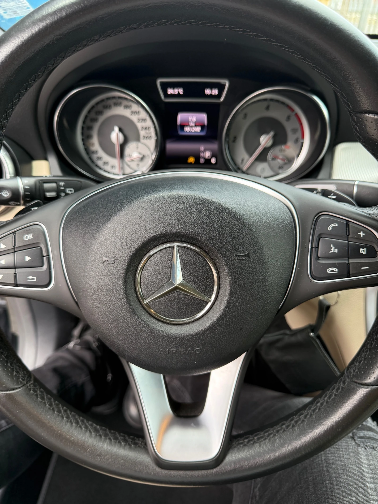 Mercedes-Benz CLA 200 CLA 200 D - изображение 8