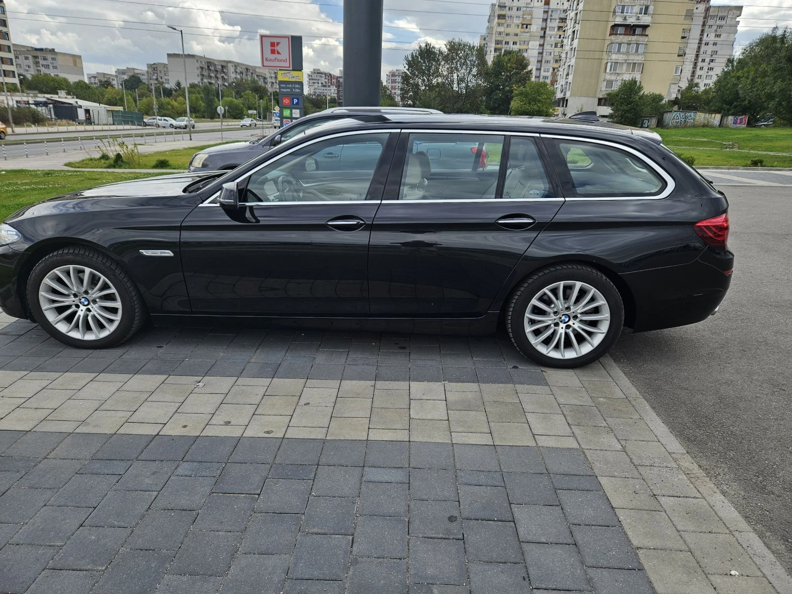 BMW 520 Xdrive - изображение 4
